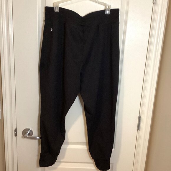 Joe Fresh Active Women's Black Joggers Casual Pants Size XL Lightweight Gym - Picture 4 of 9